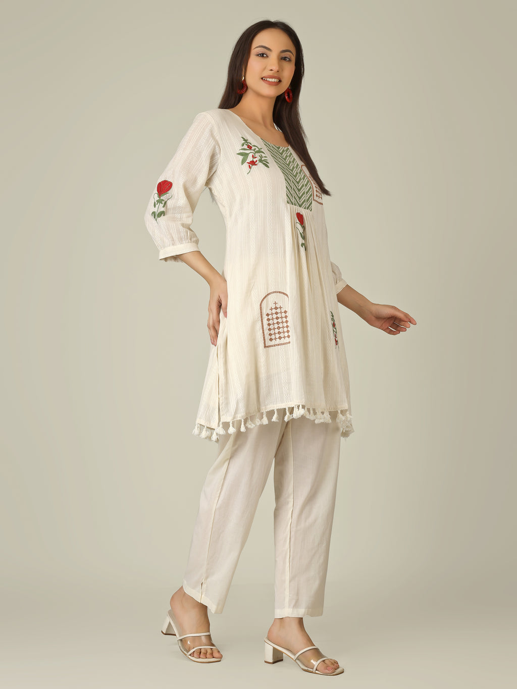 EMBROIDERED MEADOW CO-ORD SET