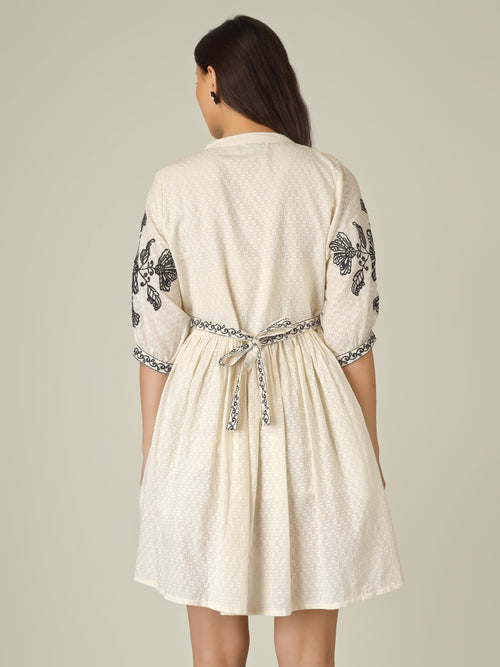 Threaded Noir Kurti