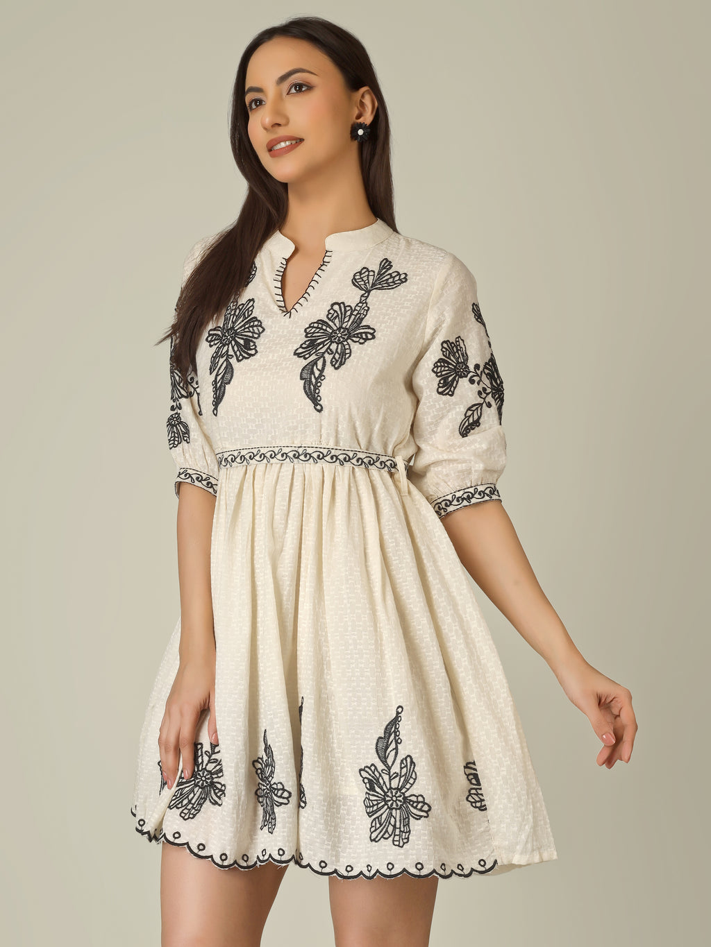 Threaded Noir Kurti